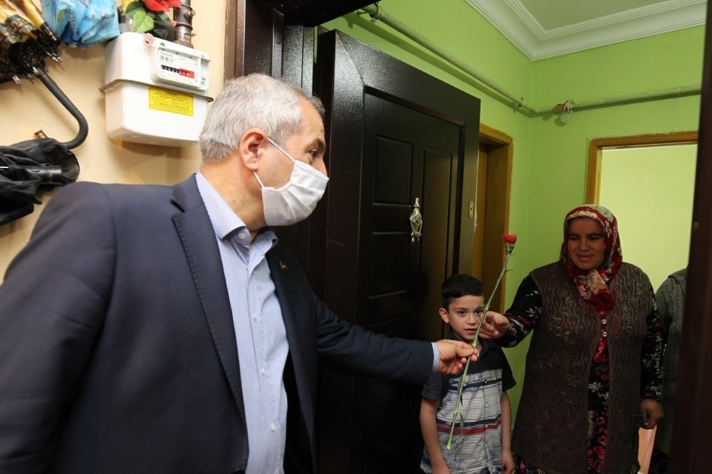Başkan Büyükgöz’den Anneler Günü ziyaretleri 