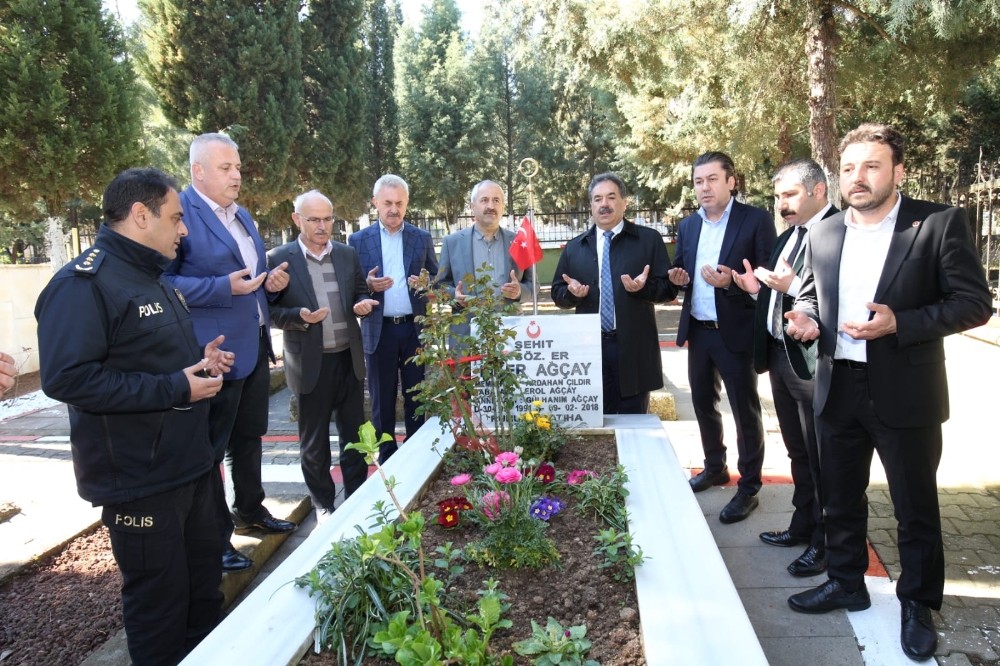 Başkan Büyükgöz’den şehitlik ziyareti 