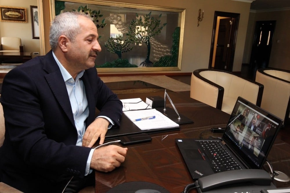 Başkan Büyükgöz’e birim müdürlerinden online brifing 