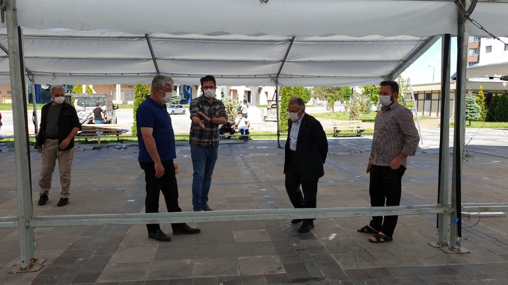 Başkan Büyükkılıç, Cuma namazı öncesi alınan tedbirleri inceledi 