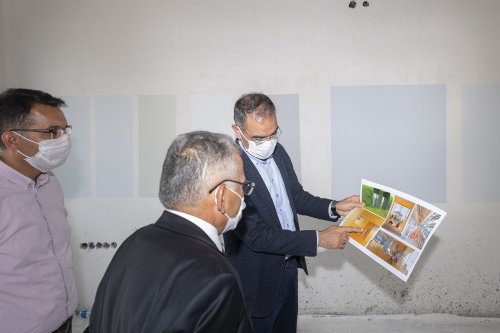 Başkan Büyükkılıç, ‘Engelsiz Yaşam Merkezi’ni inceledi 