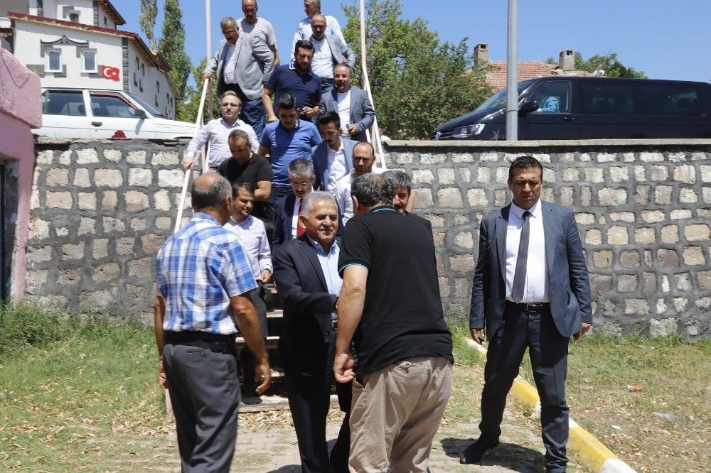 Başkan Büyükkılıç, Gemerek Lisesi Mezunları Buluşması’na katıldı 