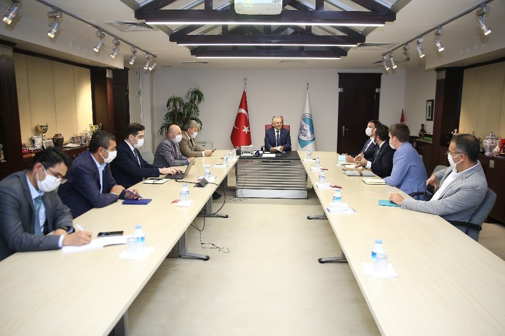 Başkan Büyükkılıç Macaristan’dan gelen heyet ile buluştu 