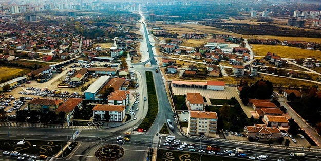 Başkan Çakır yeni açılan bulvarda incelemelerde bulundu