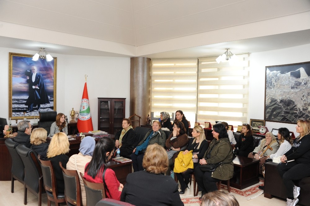 Başkan Çalkaya, 6 ayda bin 500 vatandaşla yüz yüze görüştü 