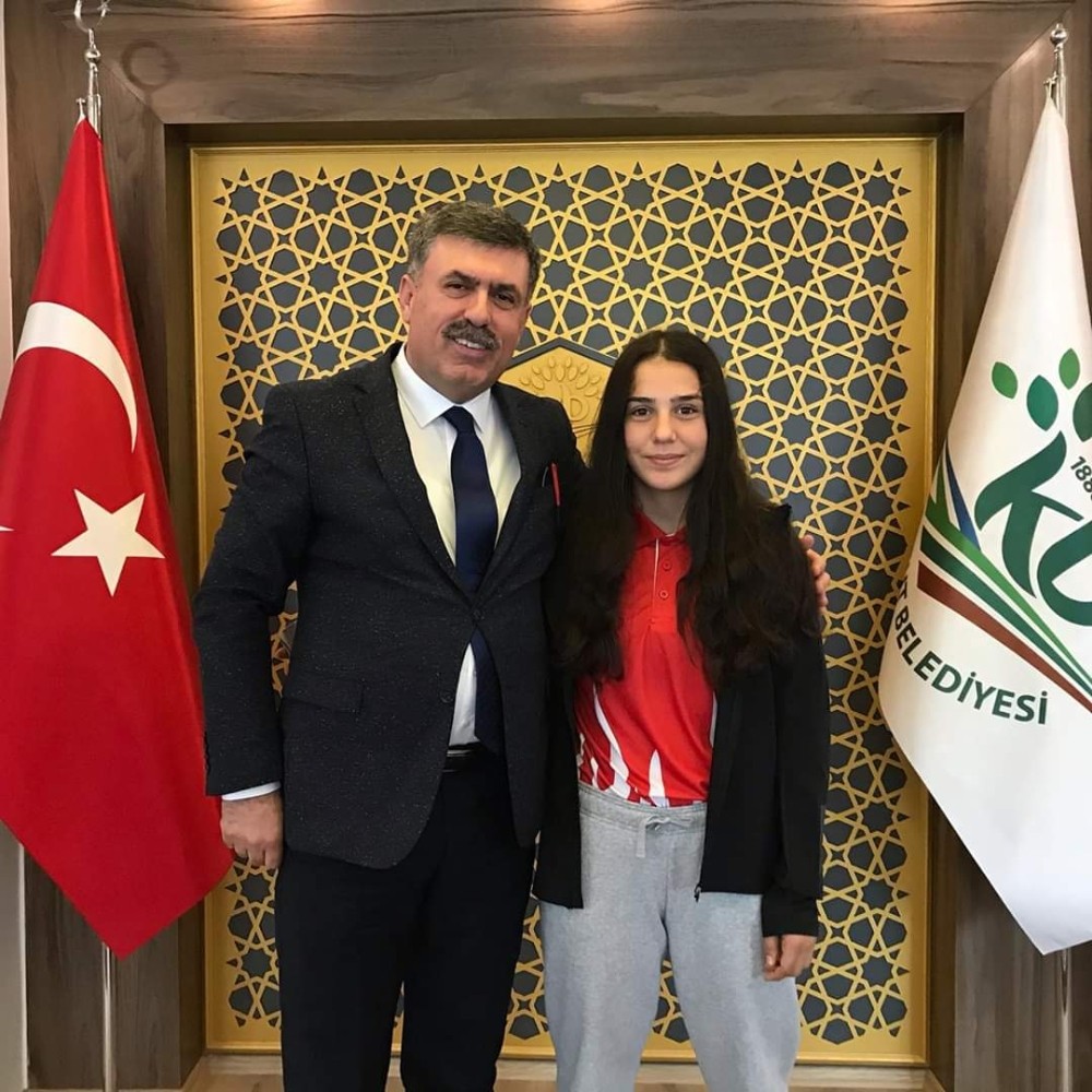 Başkan Cankul, Şampiyon sporcuyu ağırladı 