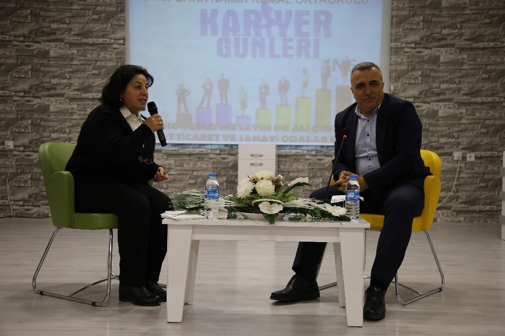 Başkan Çelik ortaokul öğrencileriyle buluştu 