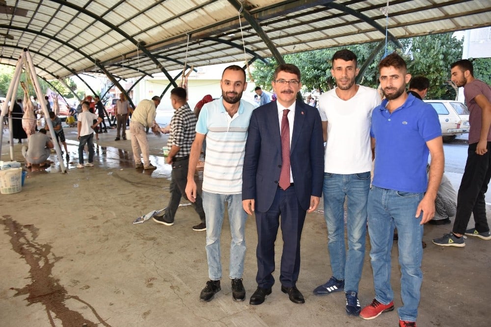 Başkan Çelik vatandaşlarla bayramlaştı 