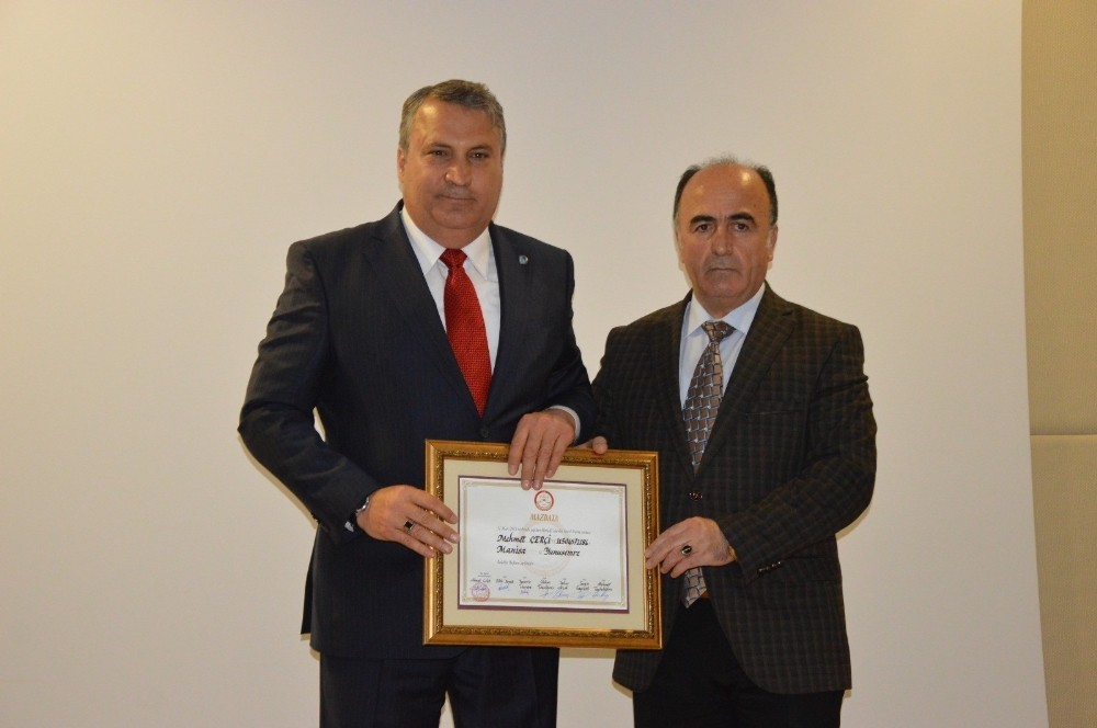 Başkan Çerçi mazbatasını aldı 