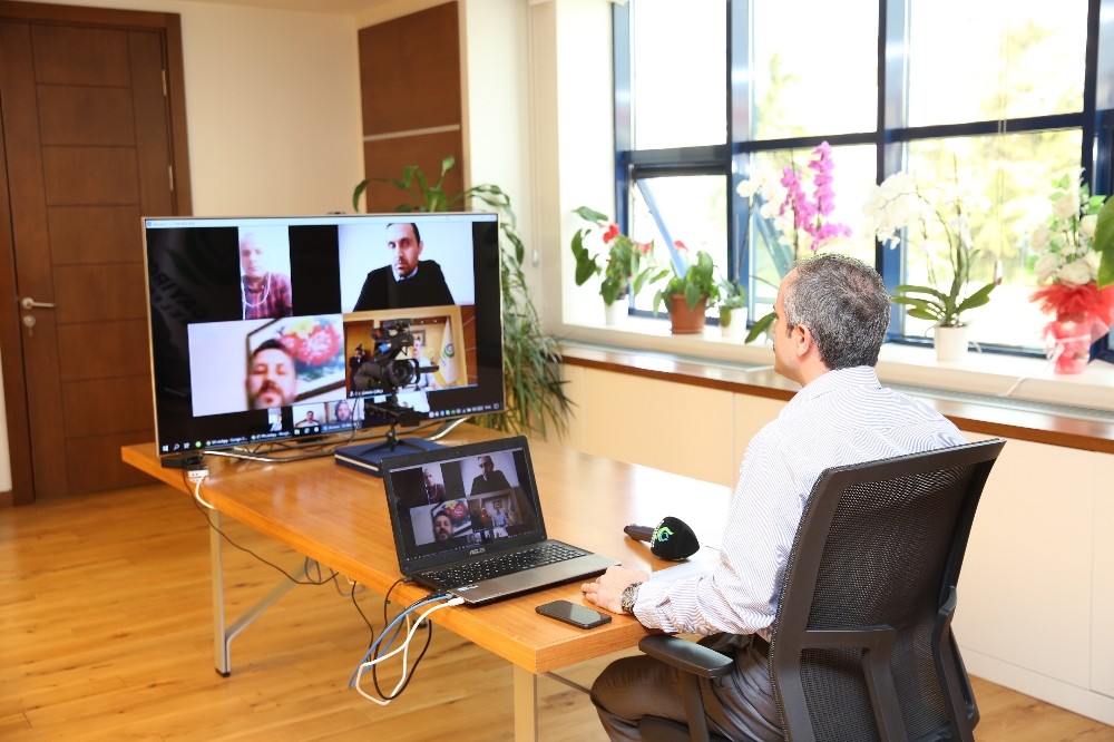 Başkan Çiftçi, dernek başkanlarıyla video konferansla görüştü 