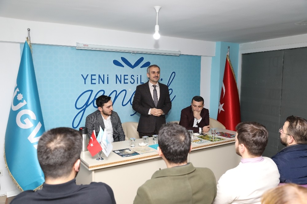 Başkan Çiftçi, “Geleceğe gençlerimiz yön verecek” 
