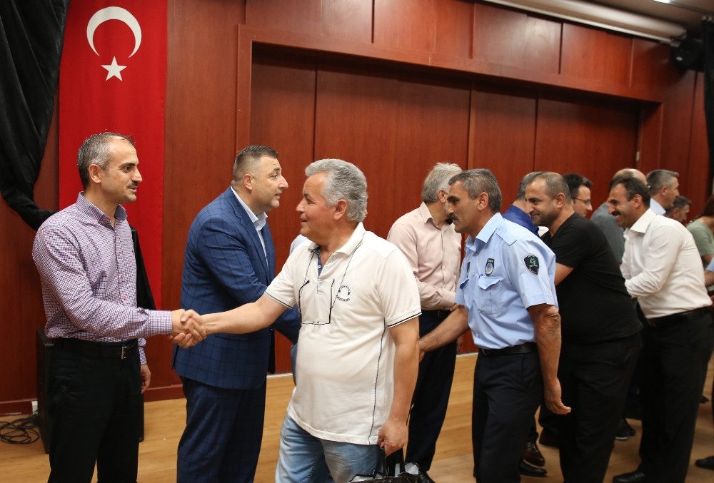 Başkan Çiftçi, personeli ile bayramlaştı 