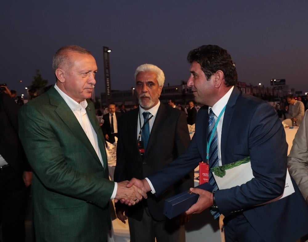Başkan Çiğdem, Cumhurbaşkanı Erdoğan’a projelerle ilgili dosya takdim etti 