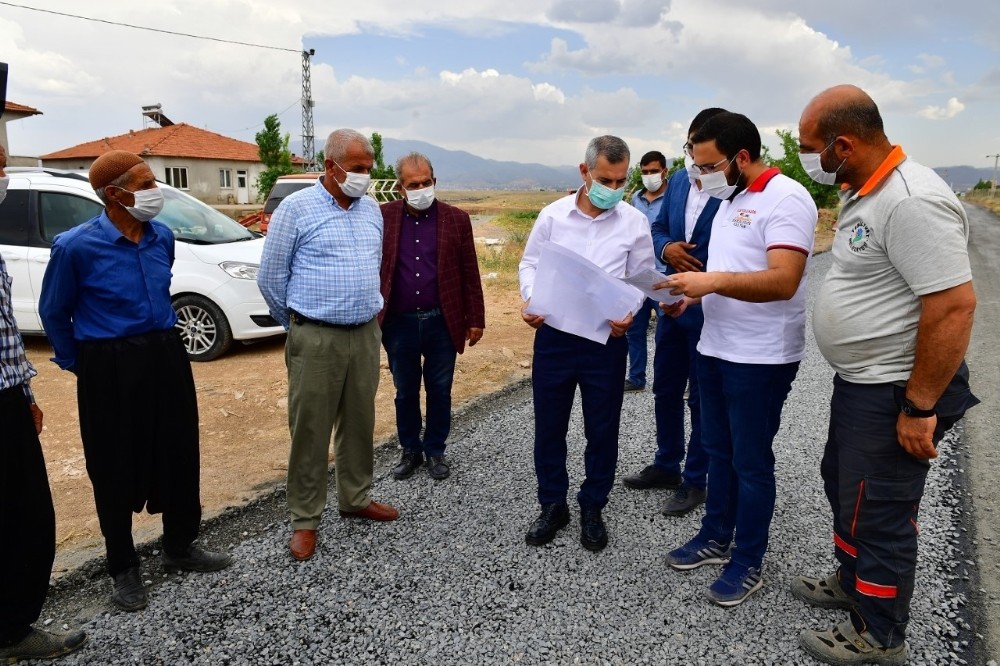 Başkan Çınar, yol çalışmalarını inceledi 