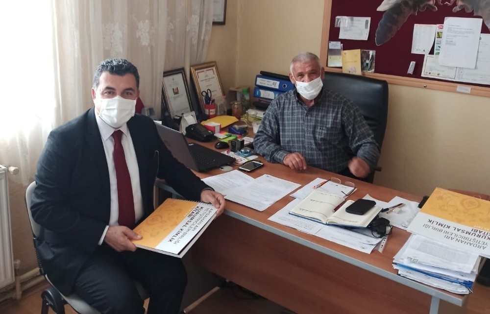 Başkan Demir, Arıcılar Birliğini ziyaret etti 