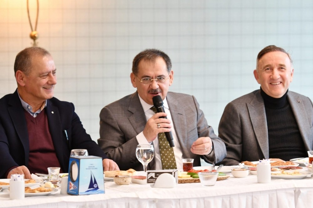 Başkan Demir: “Samsun’dan Türkiye’ye futbolcu yetiştirelim” 
