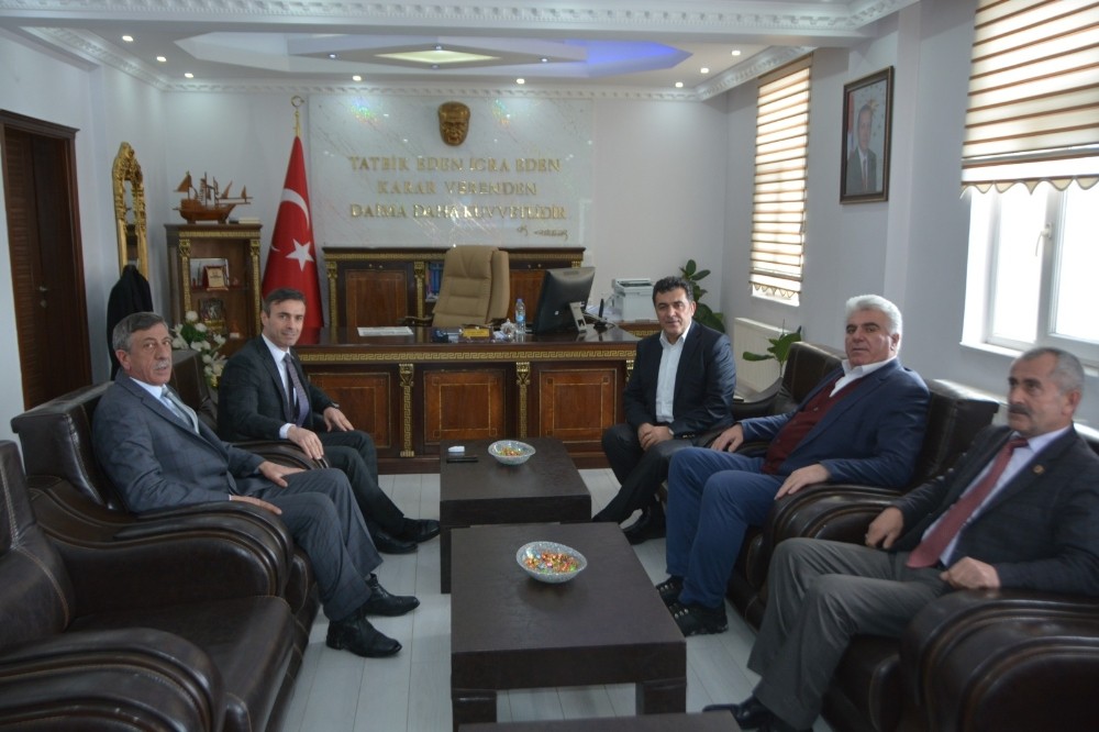 Başkan Demir’den ilçelere çıkarma 
