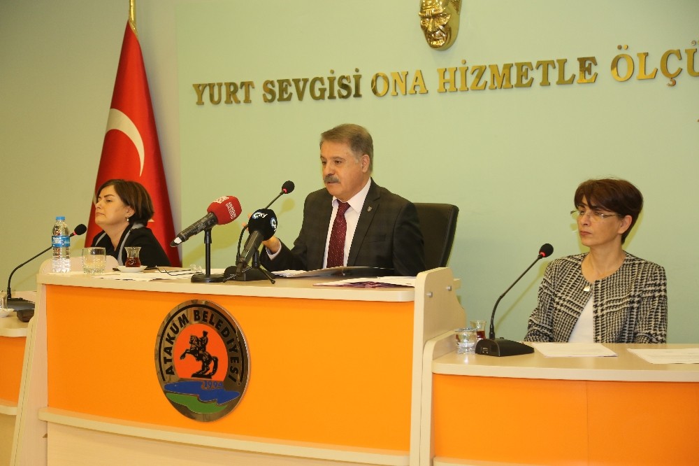 Başkan Deveci’den iş vaadi iddialarına cevap: “Hiçbir parti beklentide olmasın” 