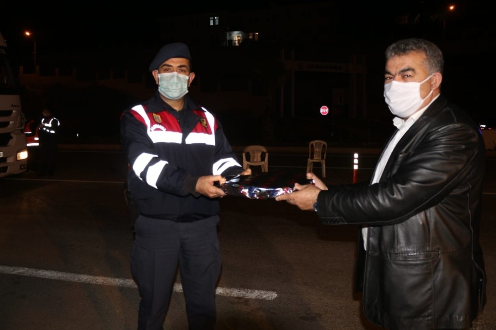 Başkan Doğan’dan güvenlik güçlerine moral ziyareti 