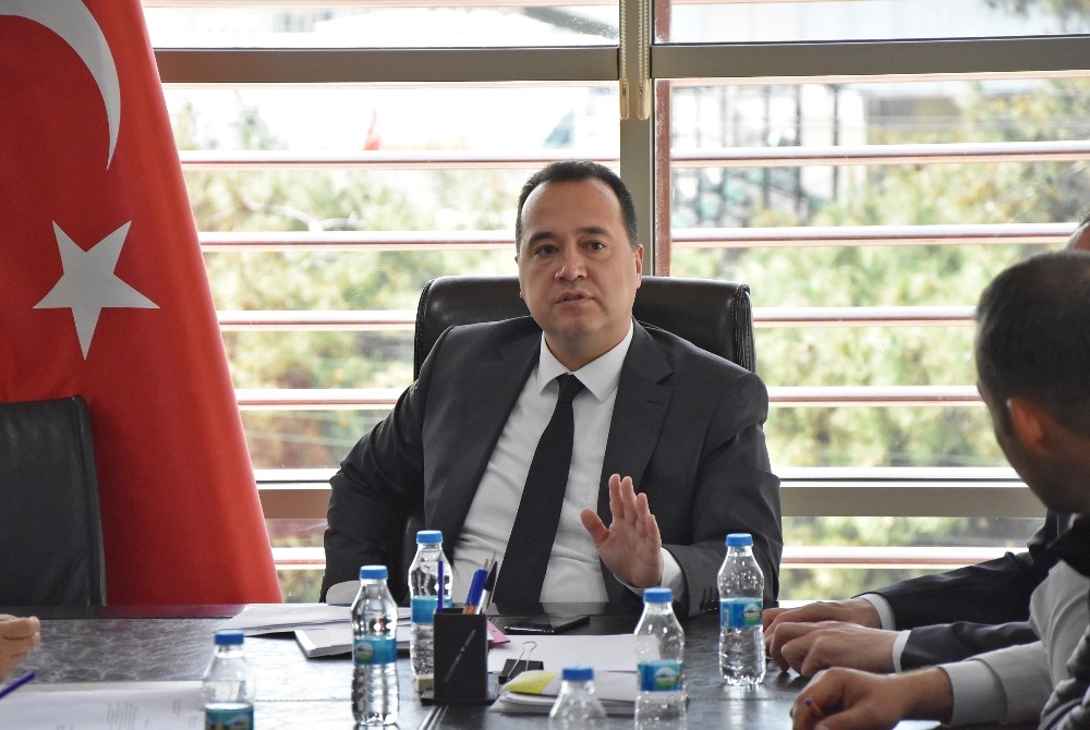 Başkan Dutlulu, güreşçilerle ilgili suskunluğunu bozdu 