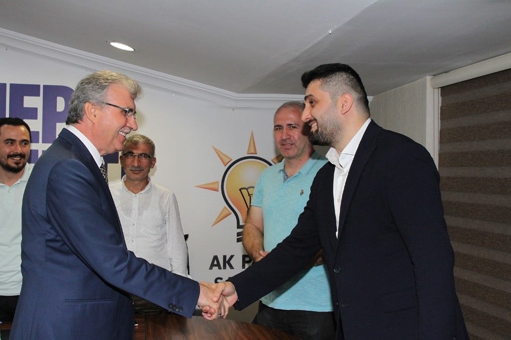 Başkan Ekrem Yüce, AK Parti İl Yönetim Kurulu Toplantısı’na katıldı 