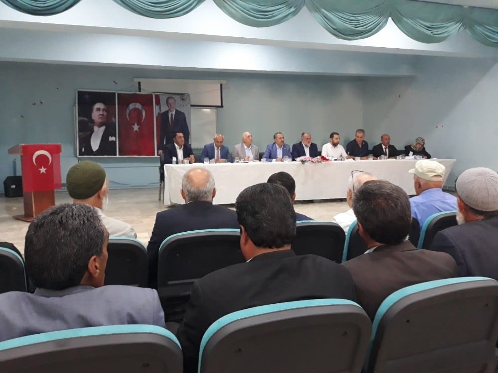 Başkan Ensari, AK Parti Van milletvekilleri ile istişare toplantısı düzenledi 