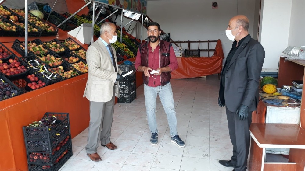 Başkan Ensari’den esnaf ziyareti 
