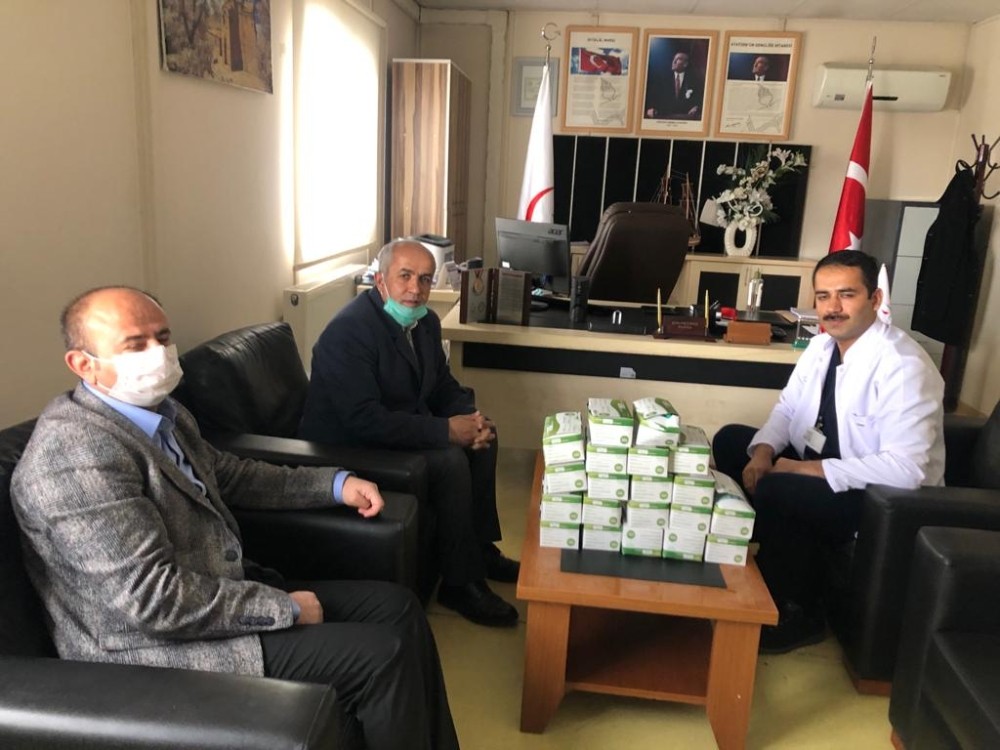 Başkan Ensari’den sağlık çalışanlarına moral ziyareti 