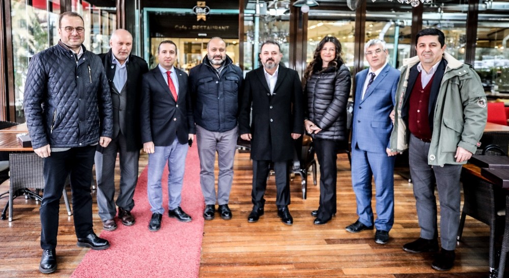 Başkan Ercan gazetecilerle kahvaltıda buluştu 