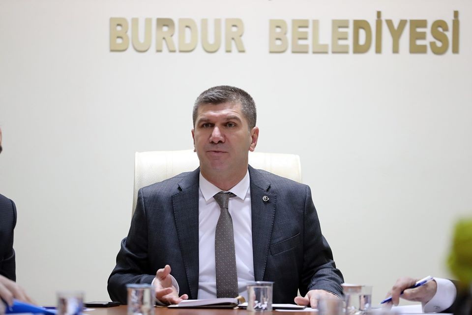 Başkan Ercengiz halkı Türk bayrağı asmaya çağırdı 