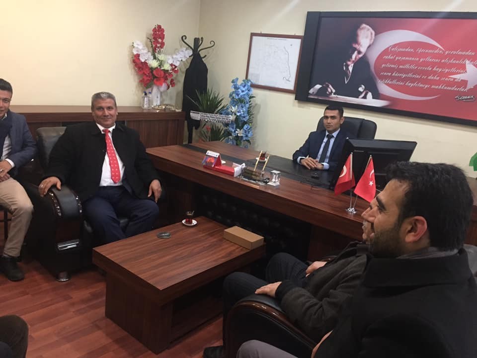 Başkan Erdengi’den, Tanrıkolu’na plaket 