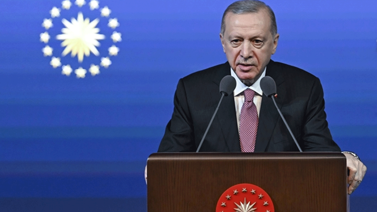 Başkan Erdoğan '2025'te bitecek' diyerek Türkiye'ye ilan etti