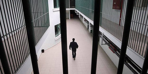 Başkan Erdoğan 4 hükümlünün cezasını affetti! İşte affedilen o isimler...