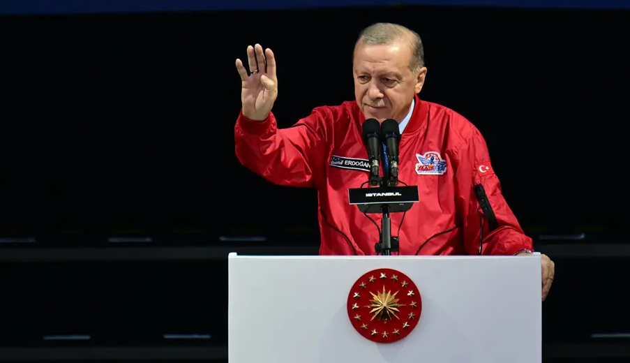 Başkan Erdoğan'dan TEKNOFEST kuşağına övgü: Türkiye'nin geleceği emin ellerde