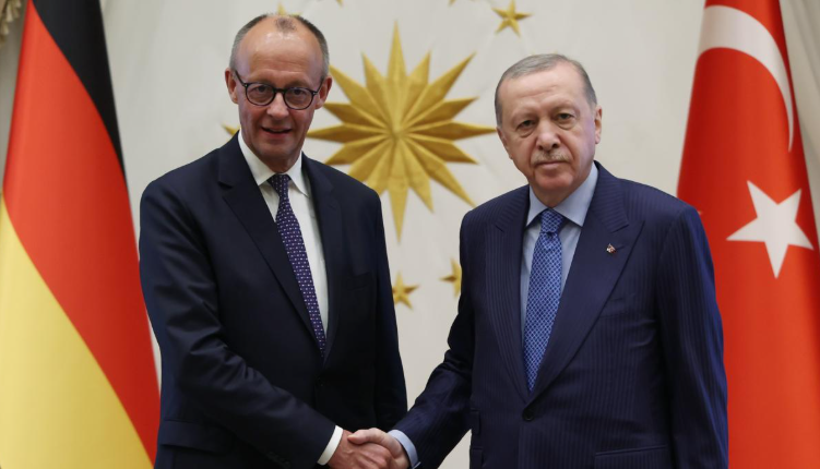 Başkan Erdoğan, Almanya Başbakanı Merz ile görüştü: Savaş küresel güvenliği tehdit ediyor