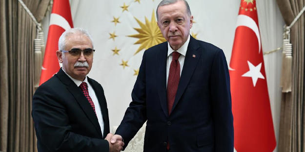 Başkan Erdoğan, AYM Başkanı Özkaya'yı kabul etti