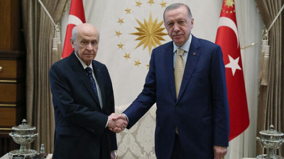 Başkan Erdoğan Bahçeli ile bir araya geldi! Kritik görüşme 1 saat sürdü