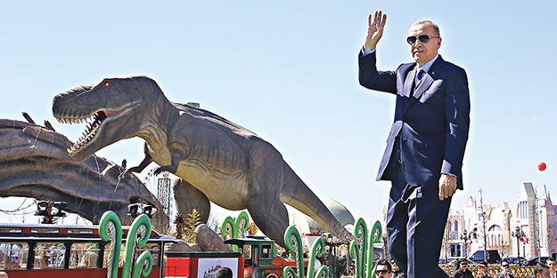 Başkan Erdoğan: Başkent’i sahte senetçilere teslim etmeyelim