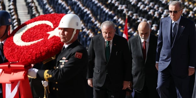 Başkan Erdoğan: Bu tarihi günü TOGG'un açılışıyla taçlandırıyoruz