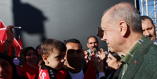 Başkan Erdoğan Diyarbakır anneleriyle buluştu