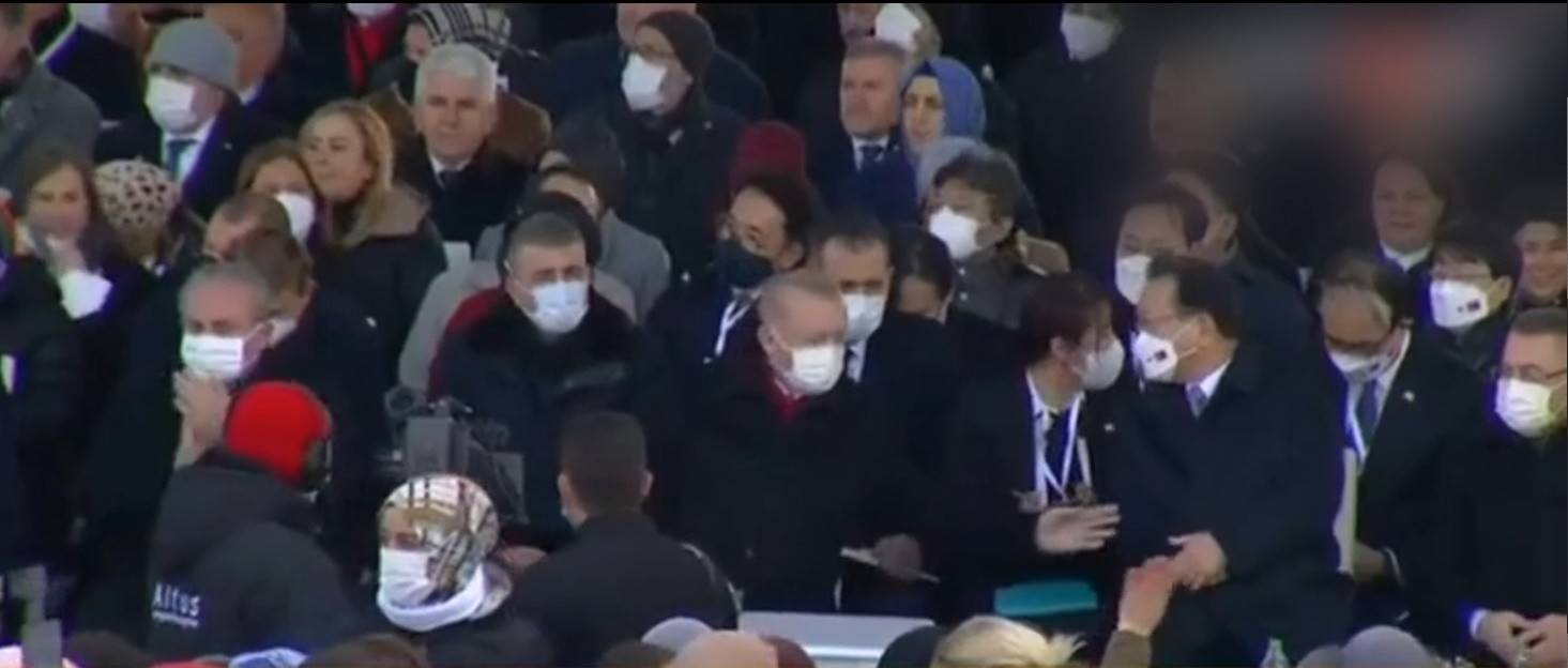 Başkan Erdoğan Güney Kore liderini böyle ikna etti... O anlar kamerada