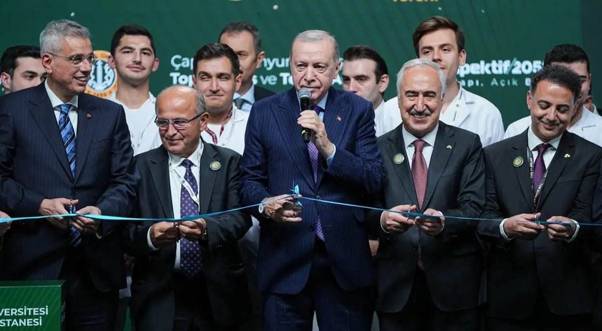Başkan Erdoğan hastane açılışında müjdeyi verdi: 38 bin sağlık personeli alınacak