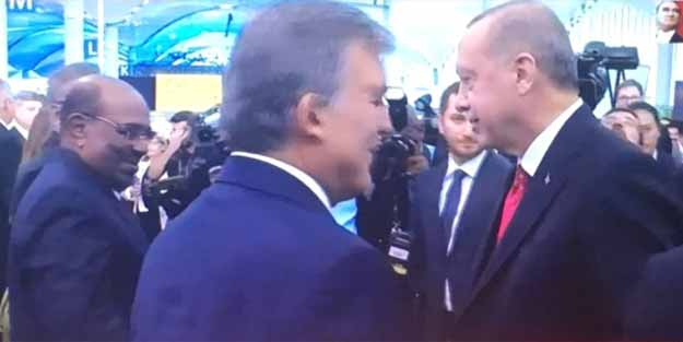 Başkan Erdoğan ile Abdullah Gül, Yeni Havalimanı'nda bir araya geldi