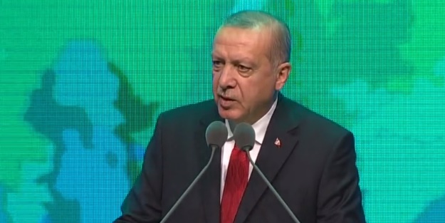 Başkan Erdoğan: Aile çözülürse millet olarak varlığımızın tehlikeye girmesi kaçınılmazdır