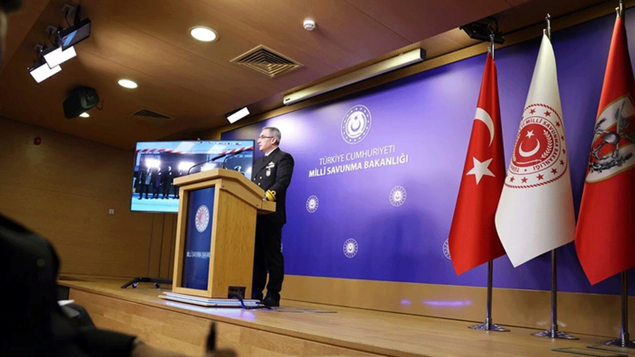 Başkan Erdoğan kuvvet komutanlarına seslenmişti! Özgür Özel için harekete geçtiler