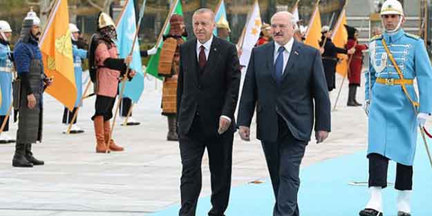 Başkan Erdoğan Lukaşenko'yu resmi törenle karşıladı