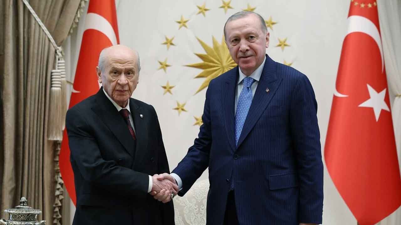 Başkan Erdoğan MHP lideri Bahçeli'yi kabul etti! Zirve 50 dakika sürdü