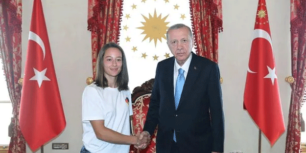 Başkan Erdoğan milli tenisçi Zeynep Sönmez’i kabul etti