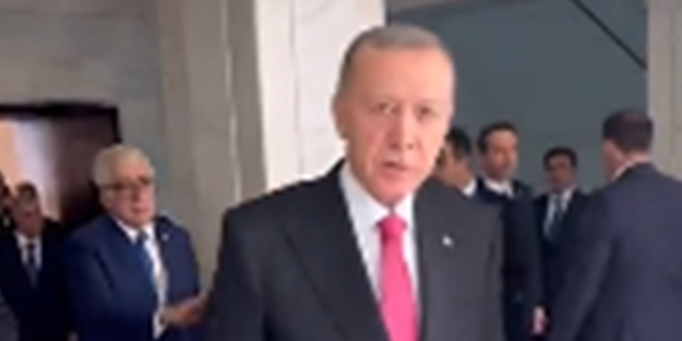 Başkan Erdoğan o muhabiri görünce şaşırdı: Sen nereden geldin buraya?