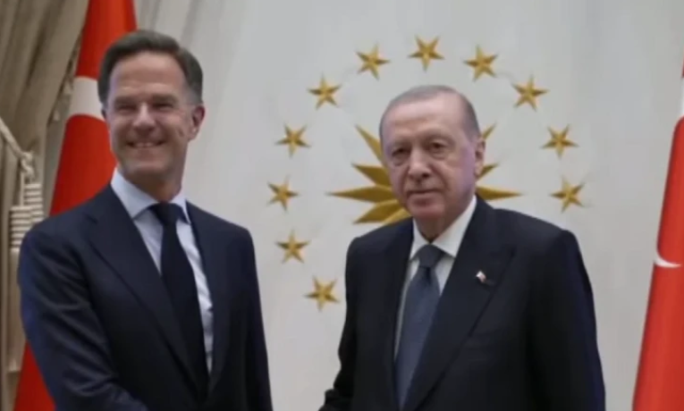 Başkan Erdoğan, Rutte ile bir araya geldi